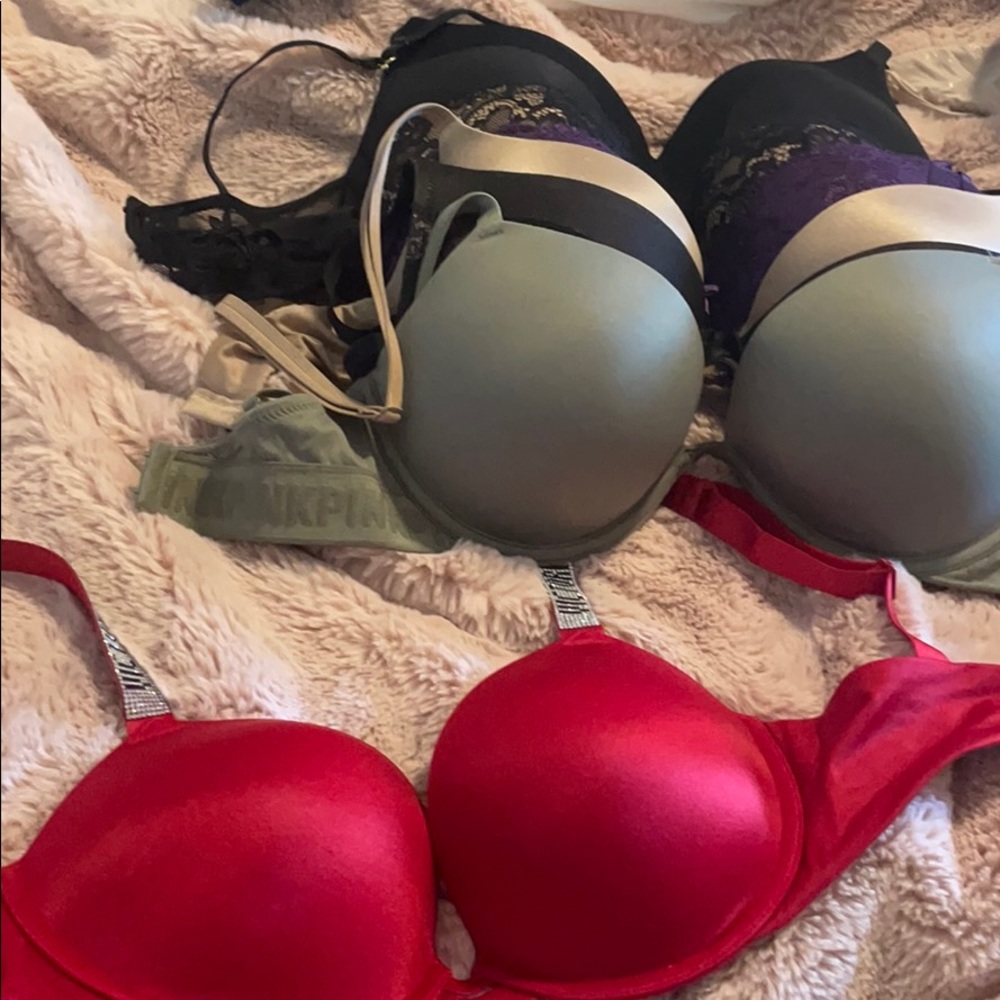 32DD Bra lot